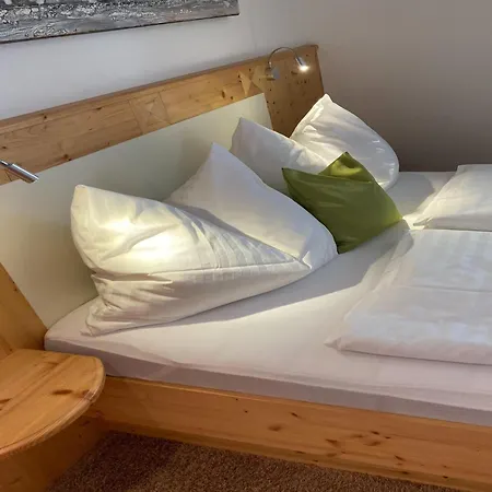 In Near Lift, Cleaning Included Apartment *